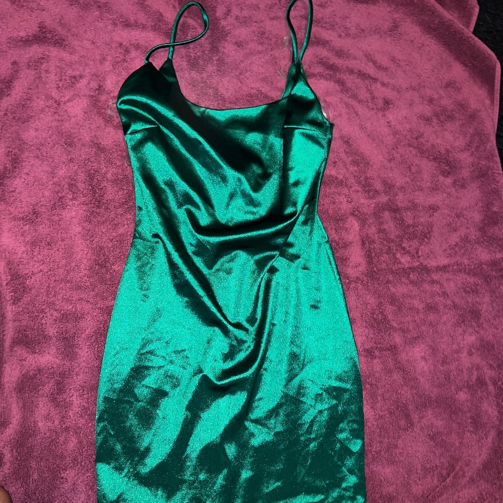 SMALL SAGE GREEN WOMEN’S SILK DRESS